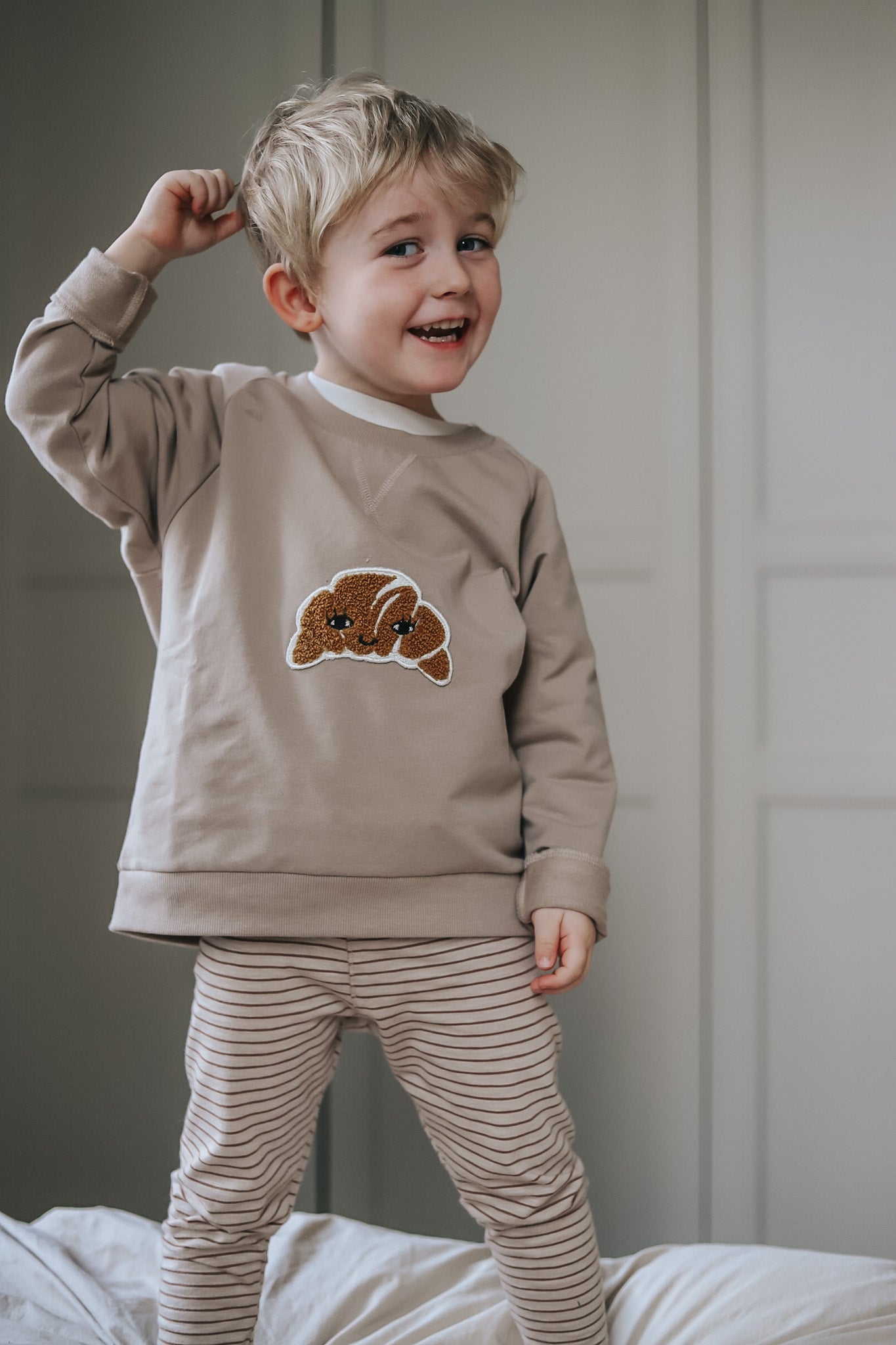 Organic Sweatshirt Croissant Patch