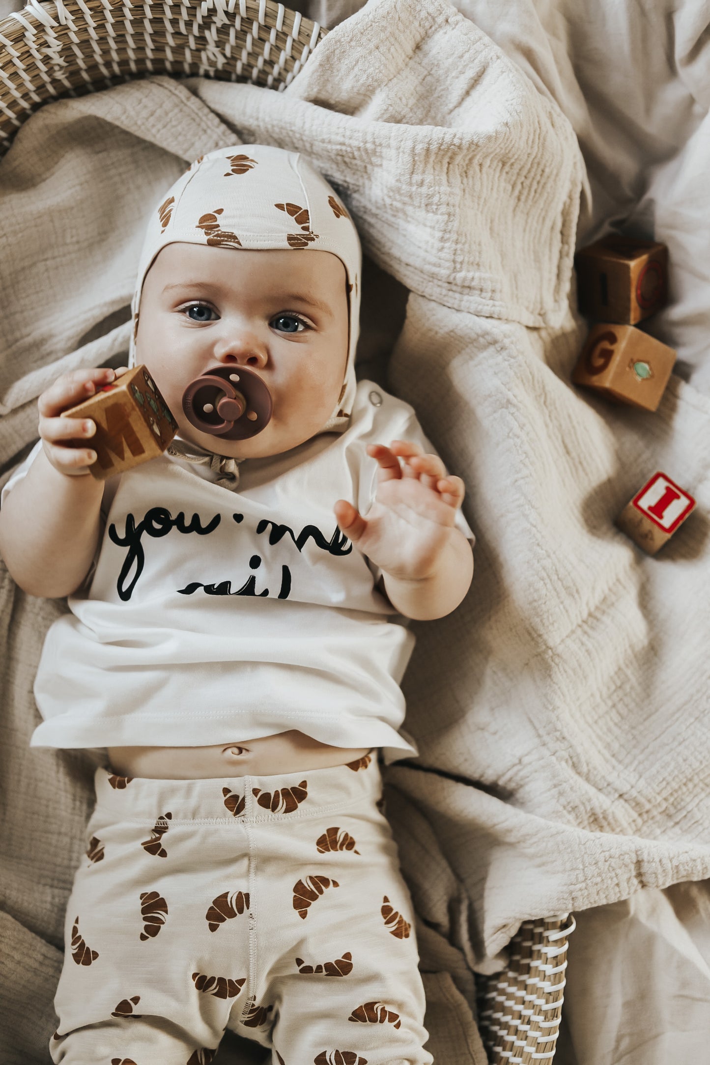 Onesie You, Me, Oui