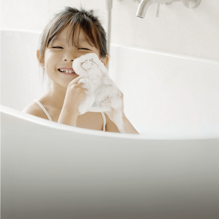 Shower and bath sponge