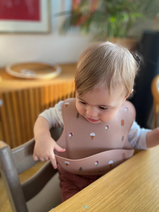Noui Noui Ice Cream Rosa Silicone Bib