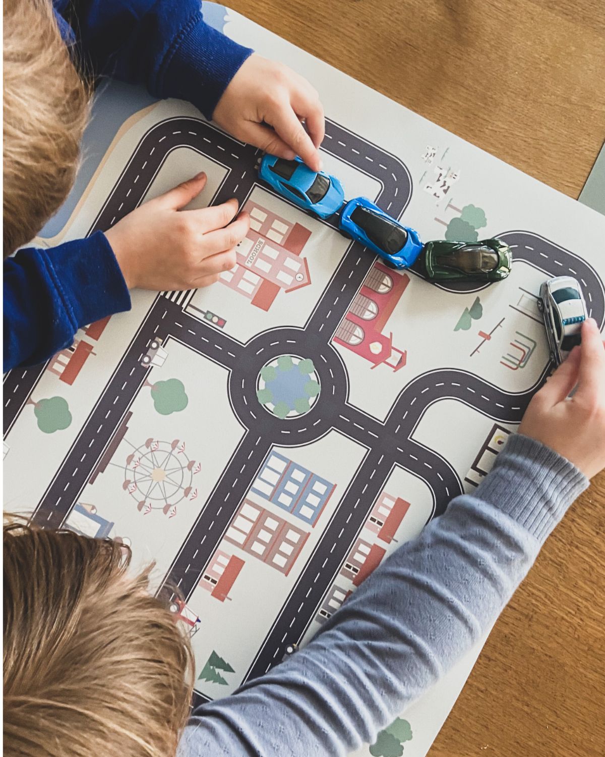 Noui Noui XL Placemat Little Village