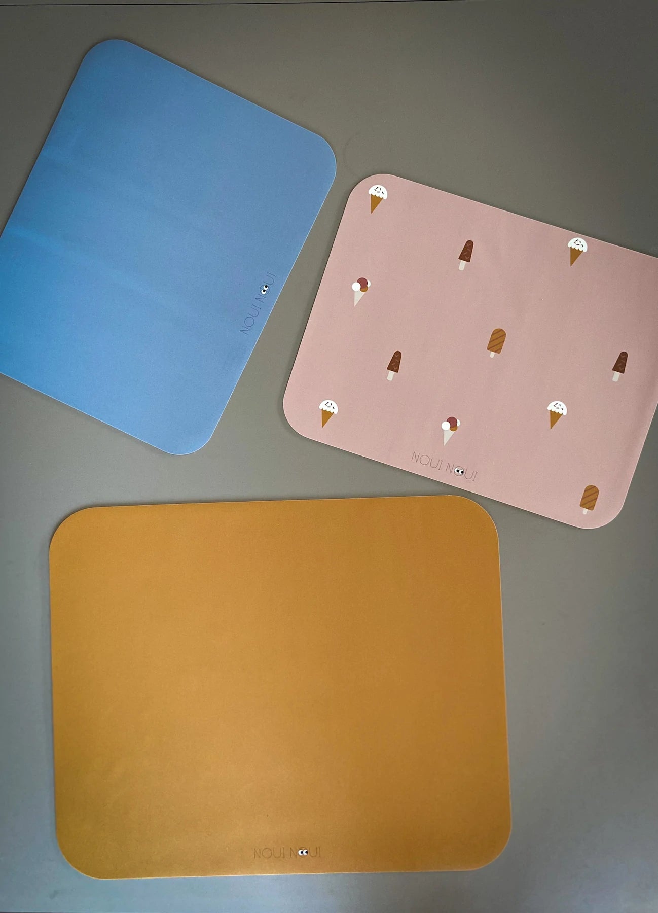 Noui Noui Ice Cream Rose Placemat