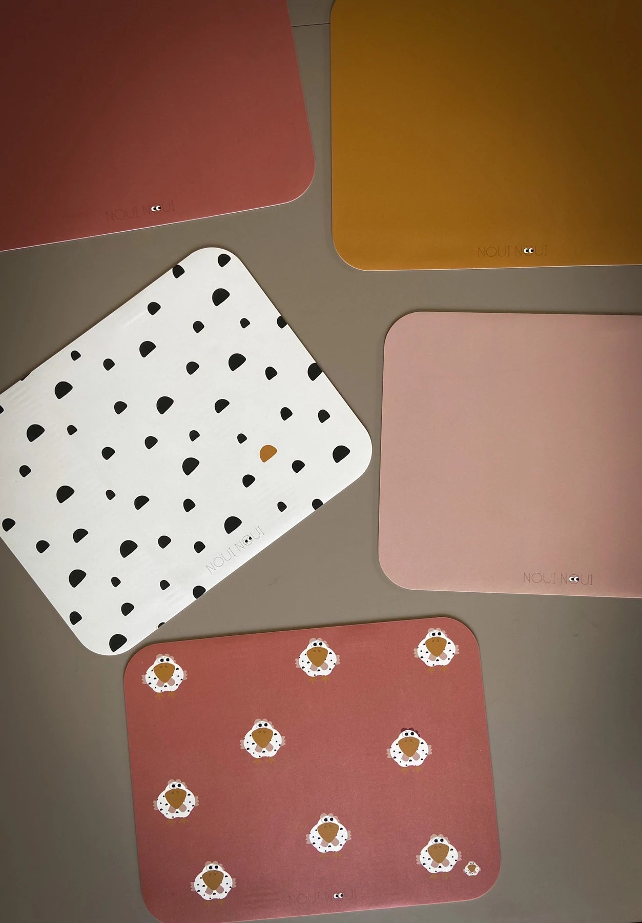 Noui Noui Dots Placement