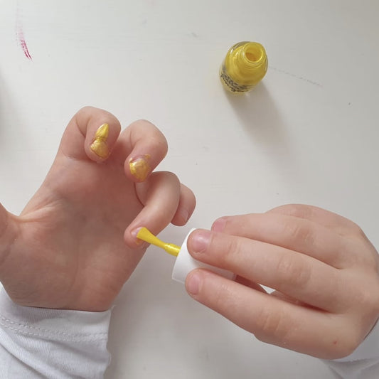 Kid’s Nail Polish-Glitter Yellow