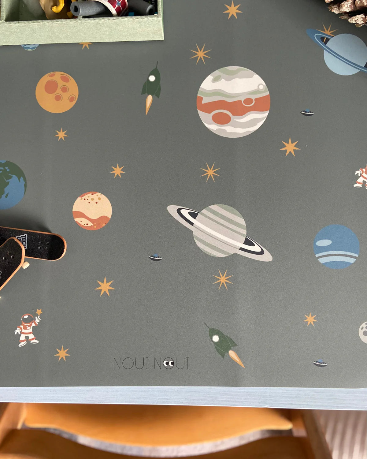 XL PLACEMAT SPACE